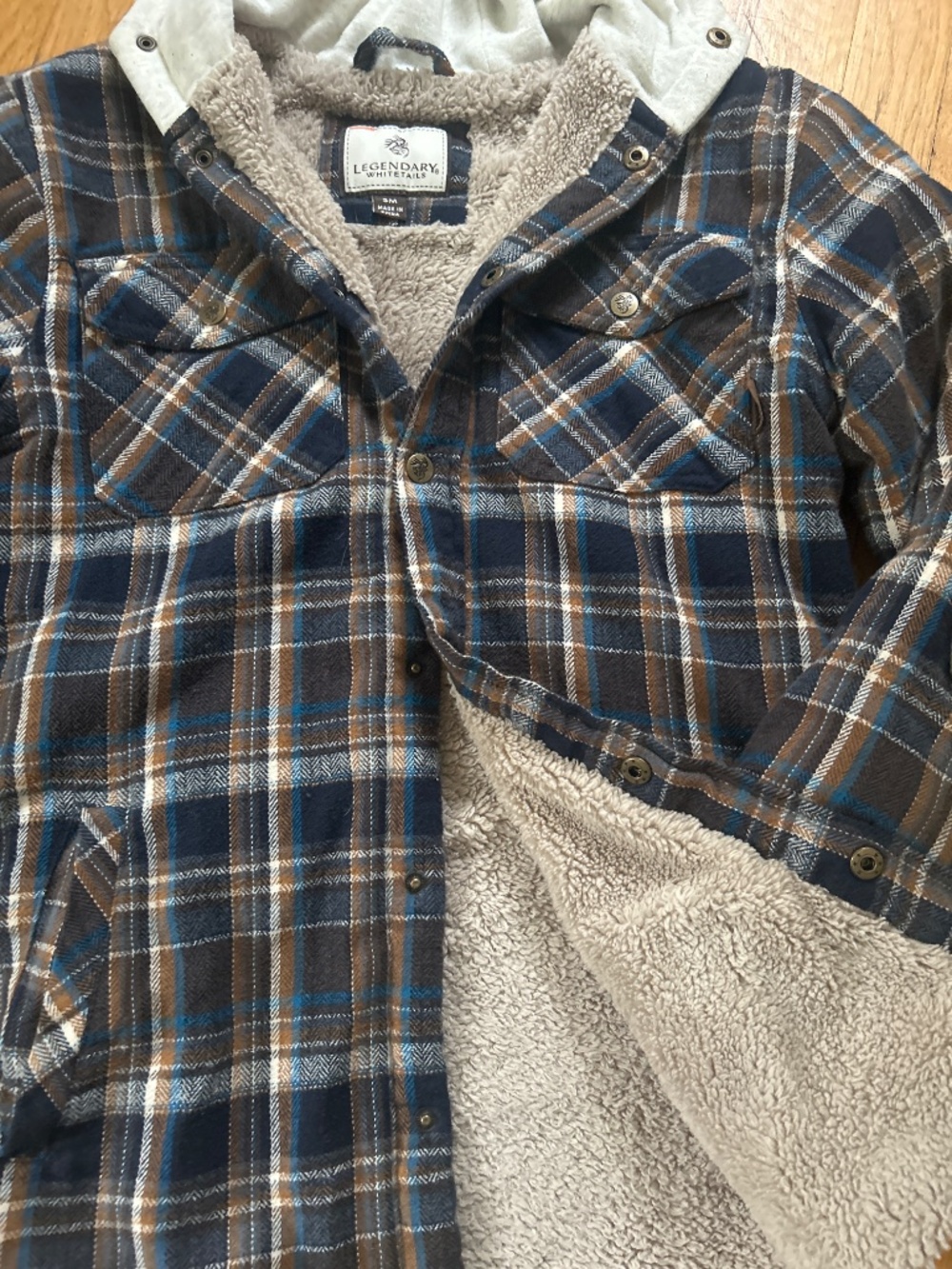 Legendary Whitetails Hooded Fleece Flannel - Picture 4 of 4